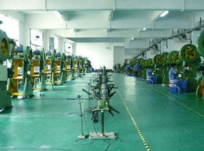 精密五金外殼廠(chǎng)與五金零售 產(chǎn)業(yè)協(xié)同與市場(chǎng)機(jī)遇探析